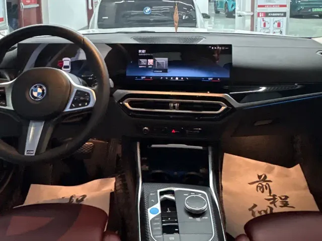 BMW i3 — Фото автомобиля 9