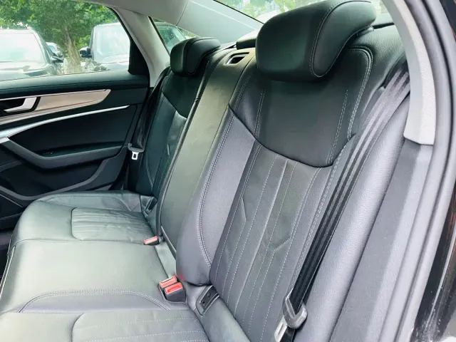 Audi A6L — Фото автомобиля 14