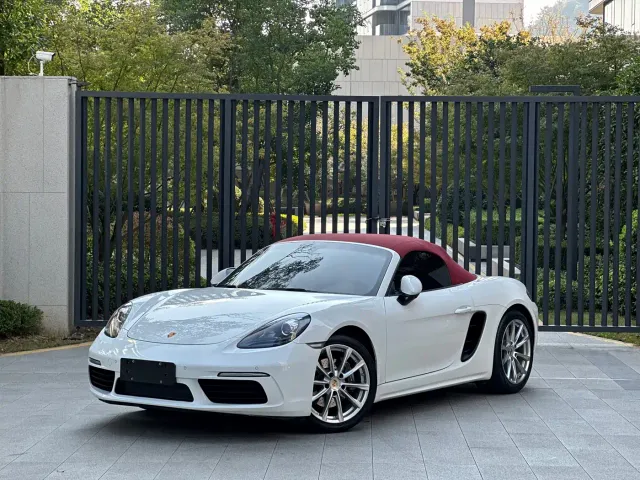 Фотография автомобиля — Porsche 718
