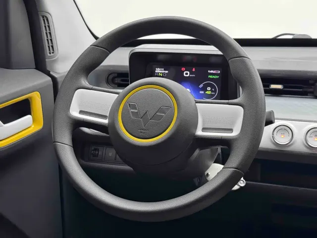 Wuling Hongguang Mini EV — Фото автомобиля 11