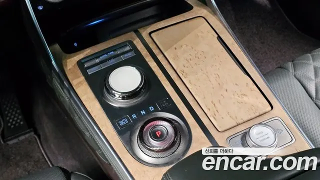 Genesis GV80 — Фото автомобиля 9