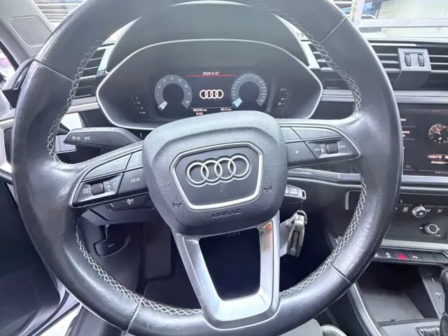 Audi Q3 — Фото автомобиля 12