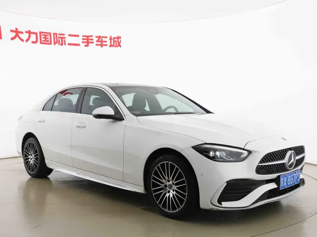 Mercedes-Benz C-Class — Фото автомобиля 2