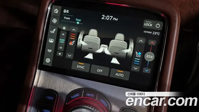 Genesis G90 Бензин 3.5 турбо AWD — Фото автомобиля 16