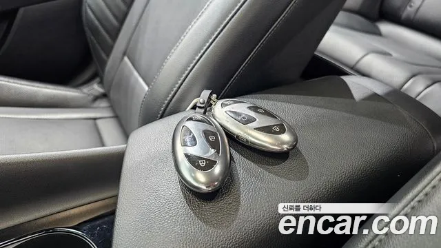 Hyundai Avante — Фото автомобиля 23