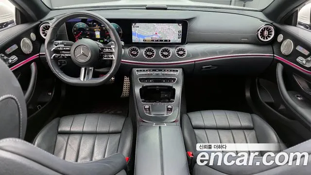 Mercedes-Benz E-Class — Фото автомобиля 7
