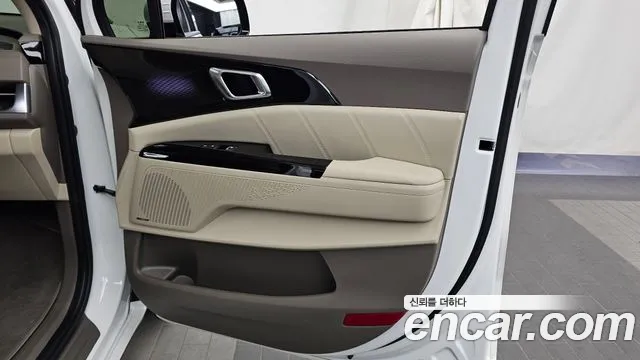 Kia Carnival 4th Gen — Фото автомобиля 14