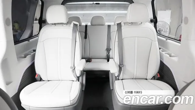 Hyundai Staria — Фото автомобиля 10
