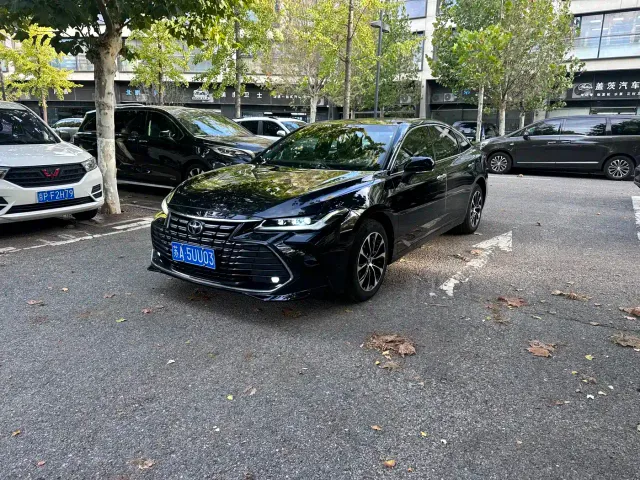 Фотография автомобиля — Toyota Avalon