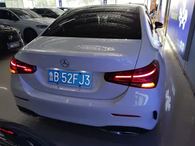 Mercedes-Benz A-Class — Фото автомобиля 5