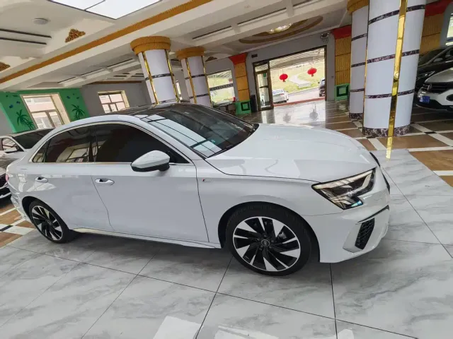 Audi A3 — Фото автомобиля 5