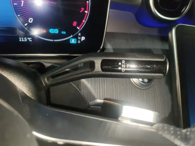 Mercedes-Benz C-Class — Фото автомобиля 10