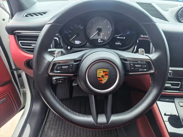 Porsche Macan — Фото автомобиля 6