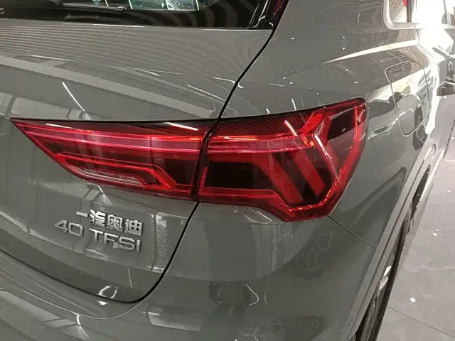 Audi Q3 — Фото автомобиля 7