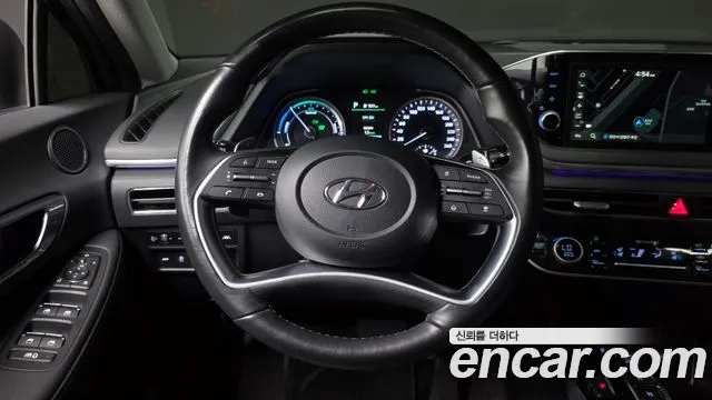 Hyundai Sonata — Фото автомобиля 13