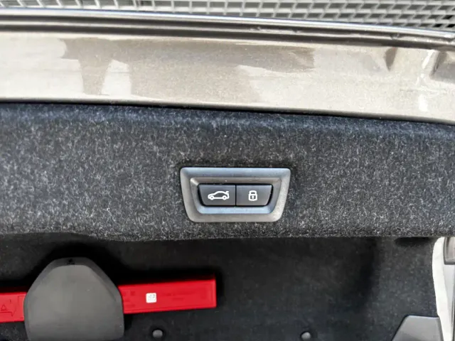 BMW 5 Series — Фото автомобиля 28