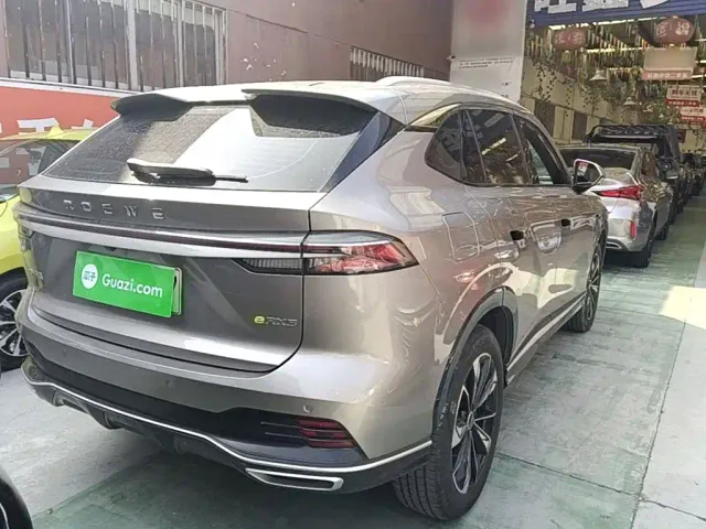 Roewe RX5 — Фото автомобиля 6