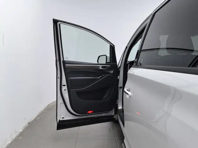 GAC Trumpchi M8 — Фото автомобиля 8