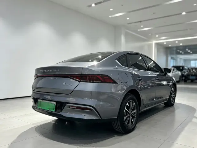 BYD Qin PLUS — Фото автомобиля 3