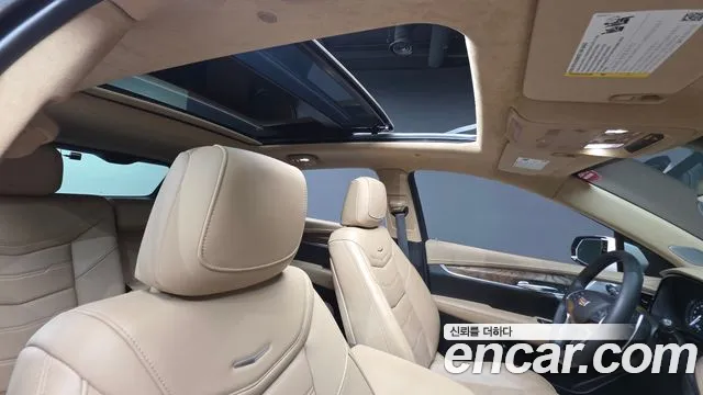 Cadillac XT5 — Фото автомобиля 17