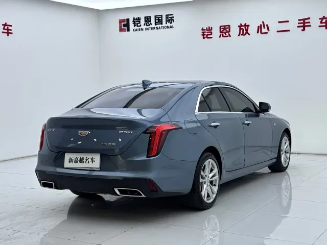 Cadillac CT4 — Фото автомобиля 12