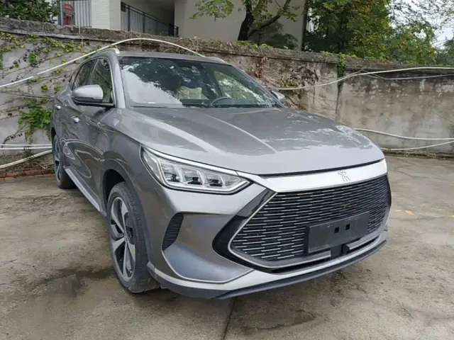 BYD Song PLUS — Фото автомобиля 3