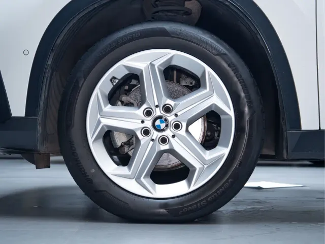 BMW X1 — Фото автомобиля 23