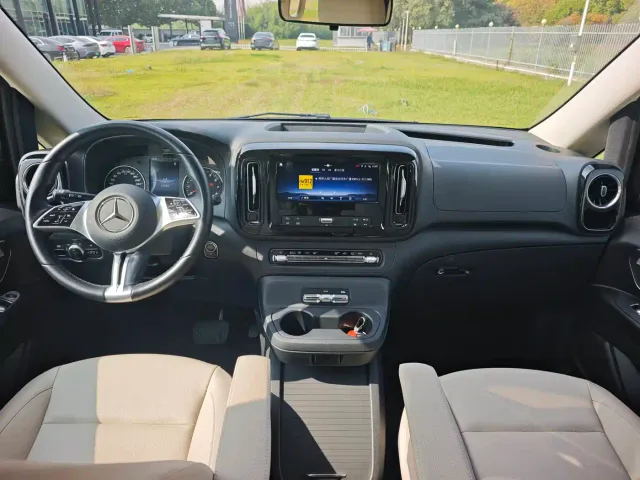 Mercedes-Benz Vito — Фото автомобиля 11