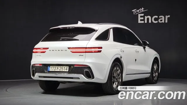 Genesis GV70 2.5T Бензин AWD — Фото автомобиля 2