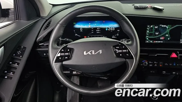 Kia Niro — Фото автомобиля 20