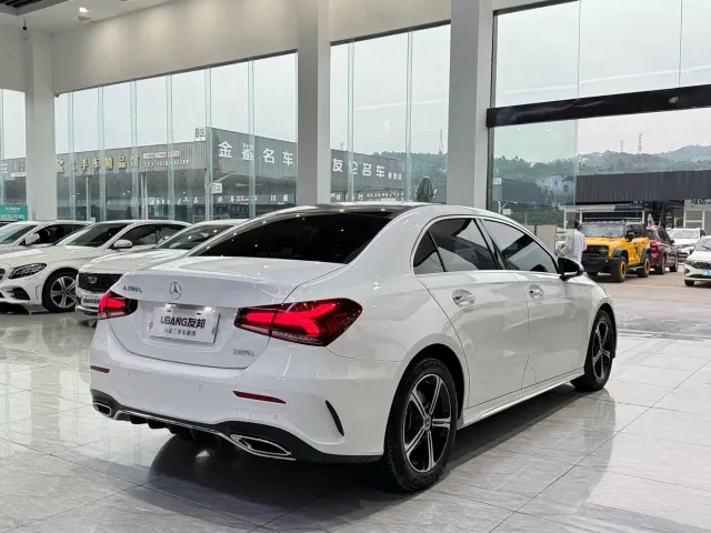 Mercedes-Benz A-Class — Фото автомобиля 10