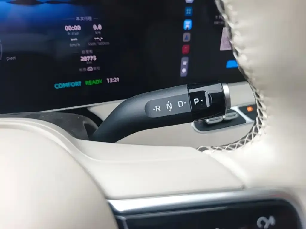 Roewe Roewe D7 2023 EV 510km RWD Flagship — Фото автомобиля 13