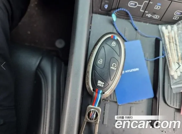 Hyundai Santafe — Фото автомобиля 17