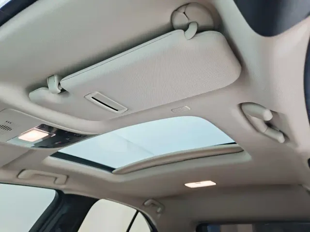 Lexus UX — Фото автомобиля 19
