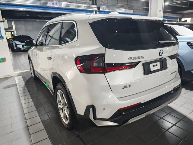 BMW X1 — Фото автомобиля 16