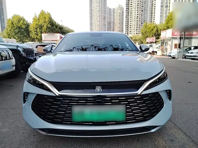 BYD Qin L — Фото автомобиля 2