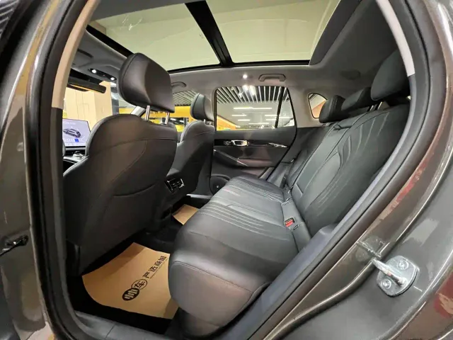 Geely Galaxy E5 — Фото автомобиля 11