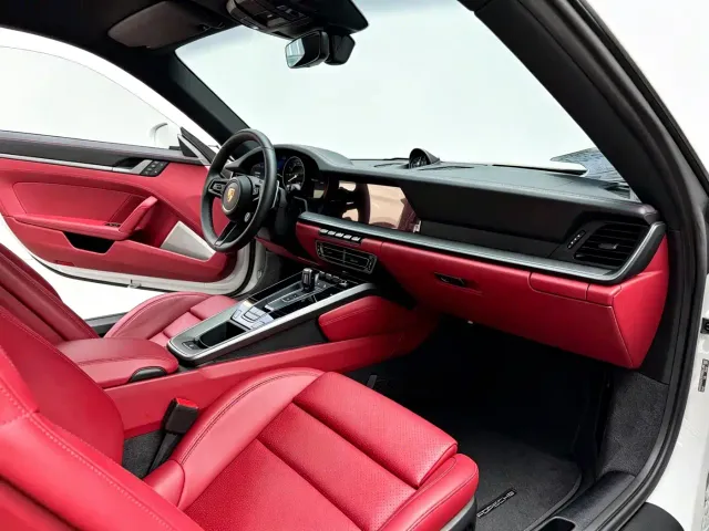Porsche 911 — Фото автомобиля 5