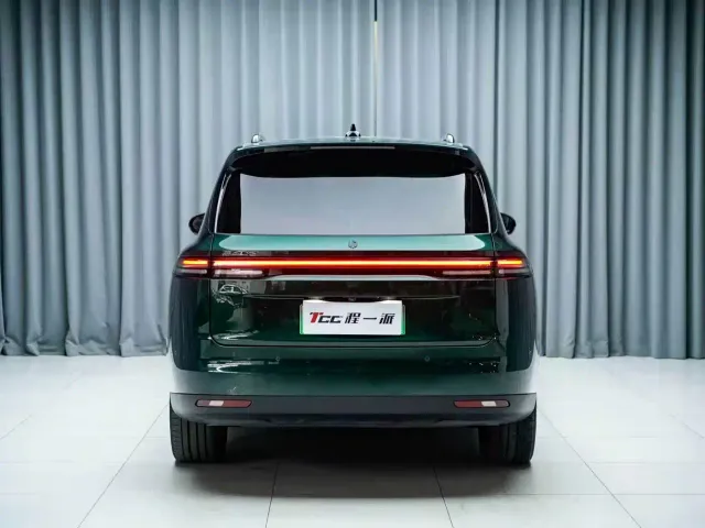 Leapmotor C16 — Фото автомобиля 11