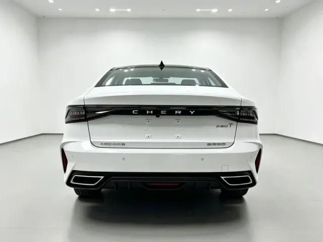 Chery Arrizo 8 — Фото автомобиля 8