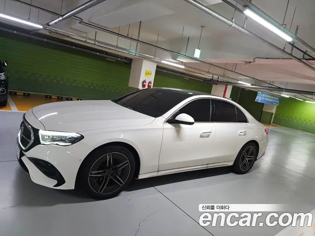 Фотография автомобиля — Mercedes-Benz E-Class W214