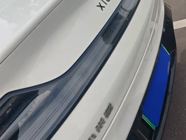 Xiaomi SU7 — Фото автомобиля 28