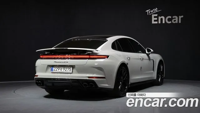 Porsche Panamera Panamera (976) — Фото автомобиля 2