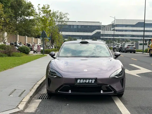 Xiaomi SU7 — Фото автомобиля 2
