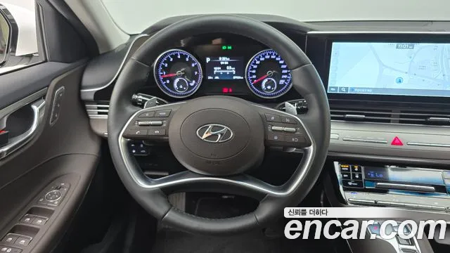 Hyundai Grandeur Grandeur (New) — Фото автомобиля 13