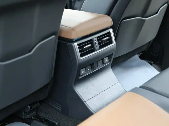 Lexus GX — Фото автомобиля 18