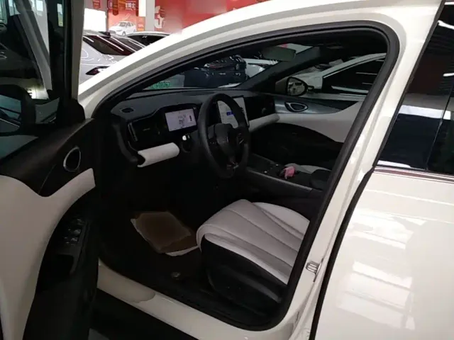 BYD Seal 06 — Фото автомобиля 15