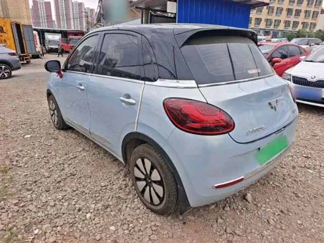 Wuling Bingo — Фото автомобиля 4