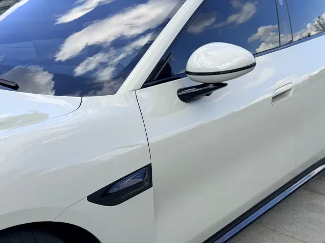 Xiaomi SU7 — Фото автомобиля 9