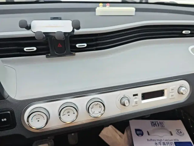 Wuling Hongguang Mini EV — Фото автомобиля 20